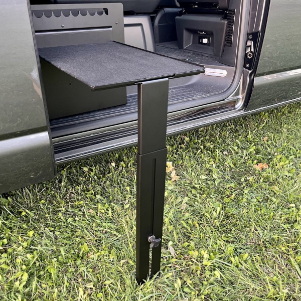 stolik zewnętrzny T6 T5.JPEG