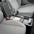 Przenośna lodówka kompresorowa pomiędzy przednie fotele do Volkswagen California, Multivan, Caravelle, Nowy Multivan T4, T5, T6, T6.1