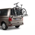 Srebrny bagażnik rowerowy na klapę bagażnika do VW California, VW Multivan, VW Caravelle