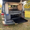 wysuwana szuflada vw t7 ocean.jpg
