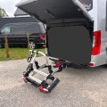 bagaznik rowerowy mercedes sprinter z klapą.jpeg
